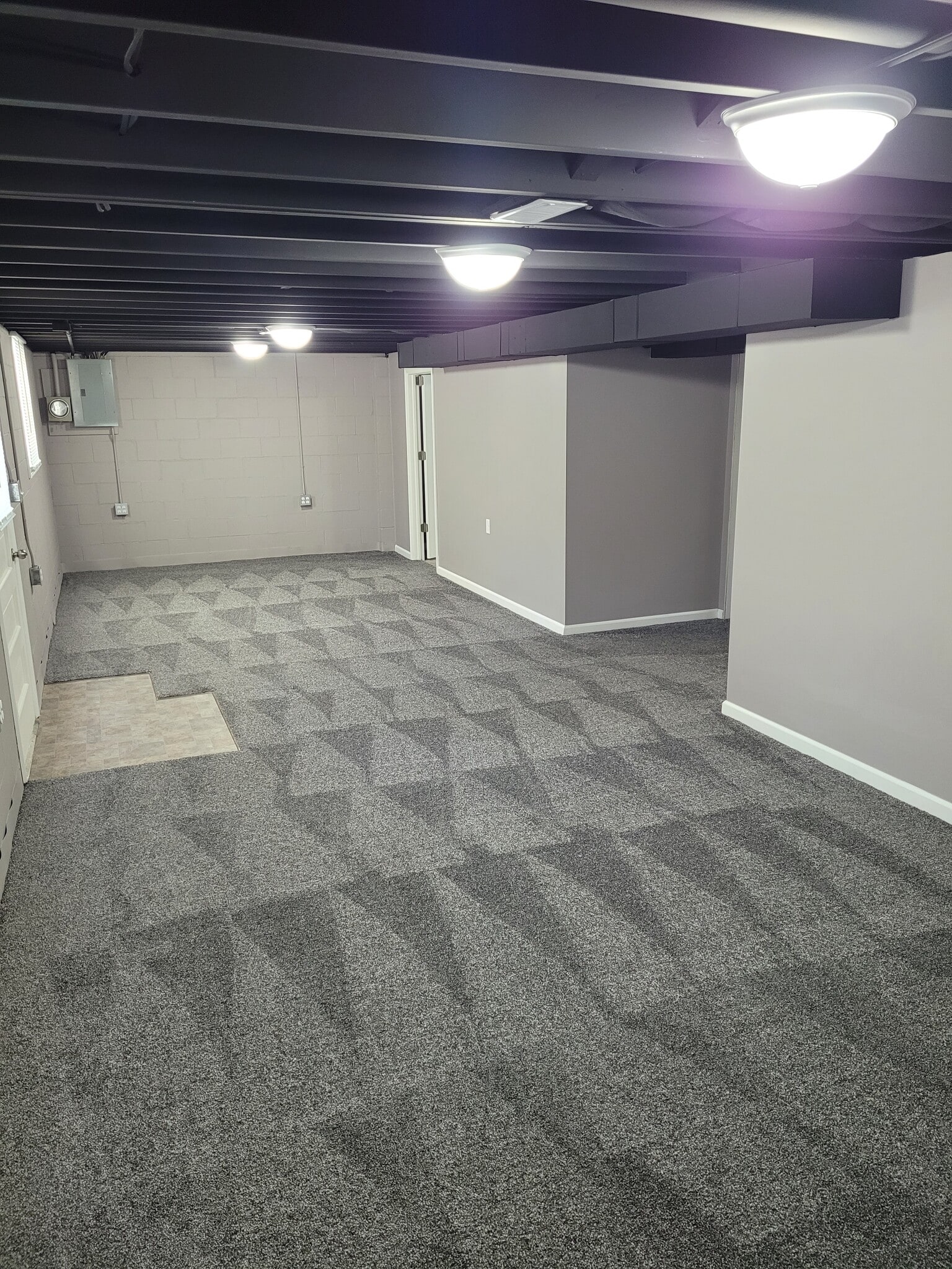 Building Photo - 2021 W 35th St