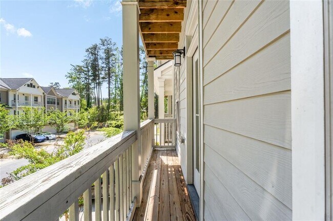 Building Photo - 2413 Misty Hollow Pl