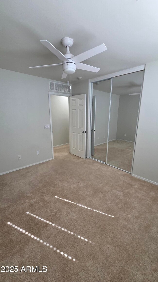 Building Photo - 2542 N Palo Verde Dr