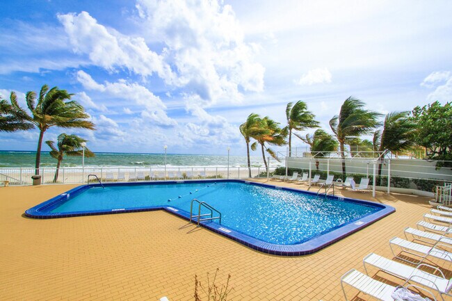 Building Photo - 4010 Galt Ocean Dr