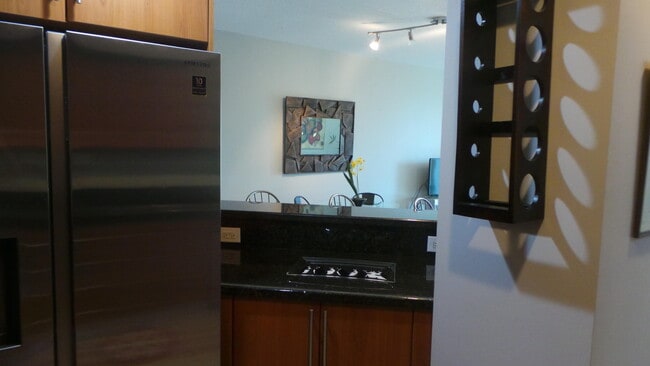 Building Photo - 610 Clematis St