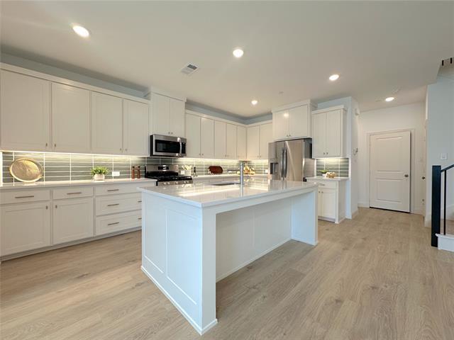 Building Photo - 4782 Lunker St