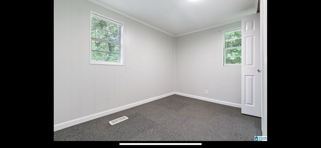 Building Photo - 11482 Lake Dr