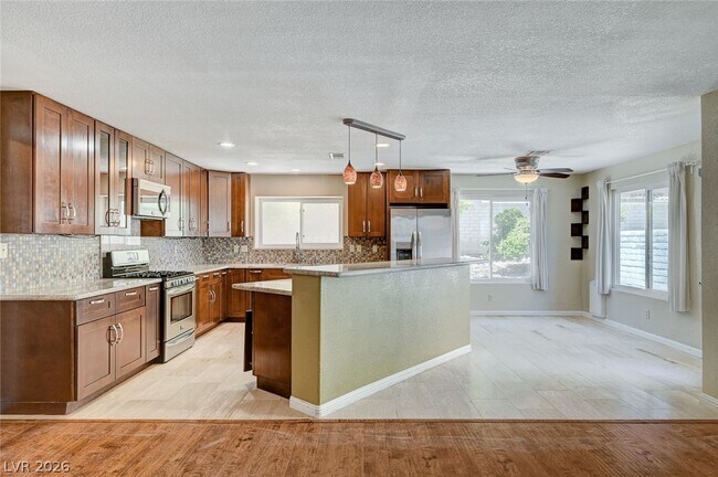 Building Photo - 2733 Brookstone Ct