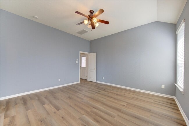 Building Photo - 6027 Mystic Berry Dr