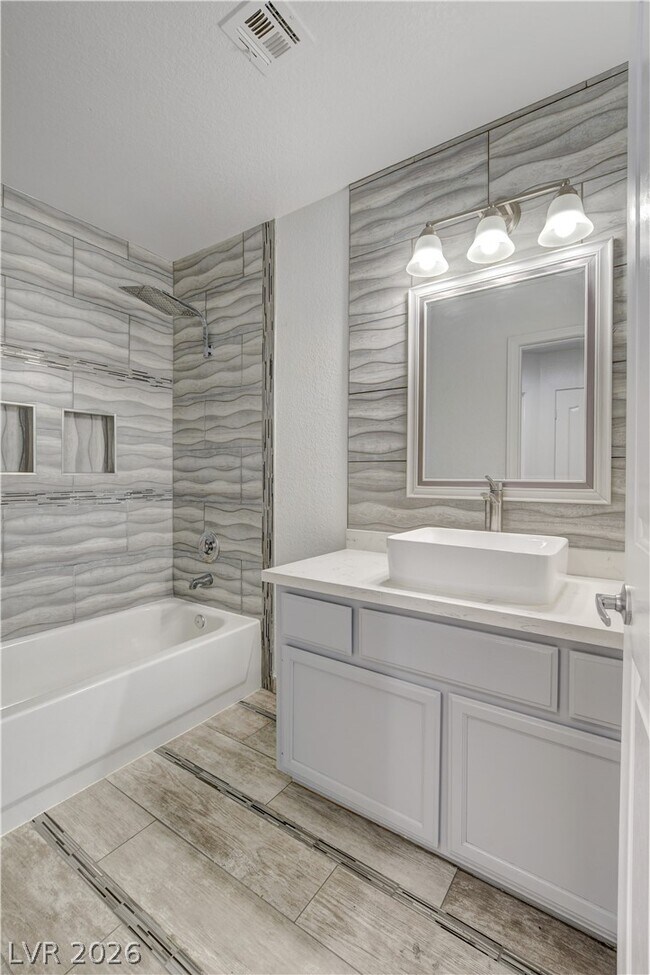 Building Photo - 3557 Sedwick Dr