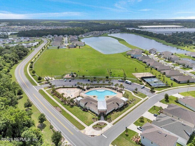 Building Photo - 11533 Red Koi Dr