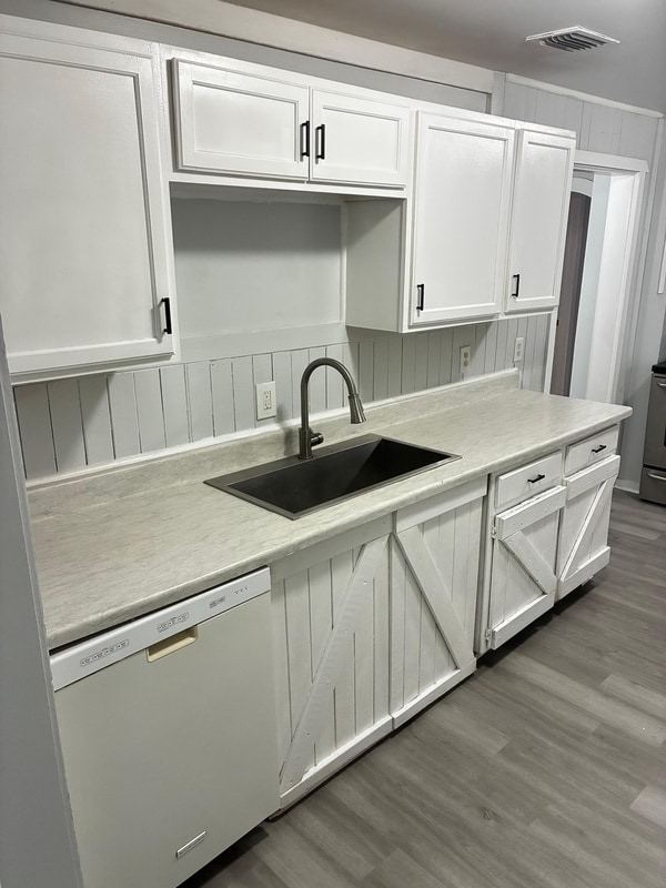 Building Photo - 7651 Hammond Blvd