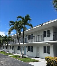 Building Photo - 3250 10th St N