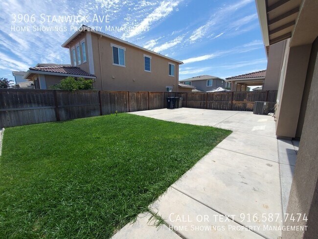 Building Photo - 3906 Stanwick Ave