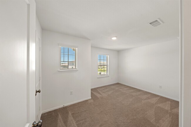 Building Photo - 14866 Ash Landing Dr