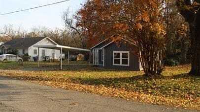 Building Photo - 920 Dubois St