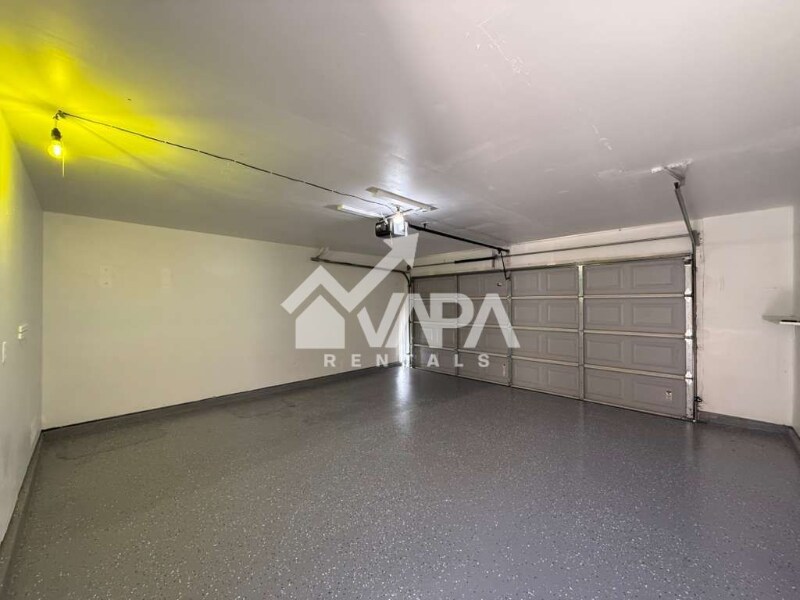 Building Photo - 13243 Larkwalk St
