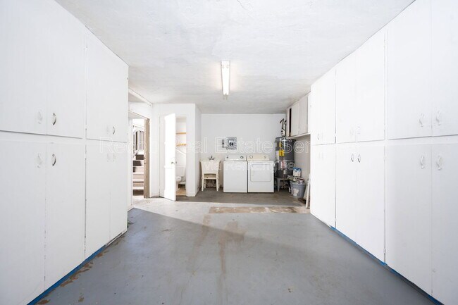 Building Photo - 4405 60th St