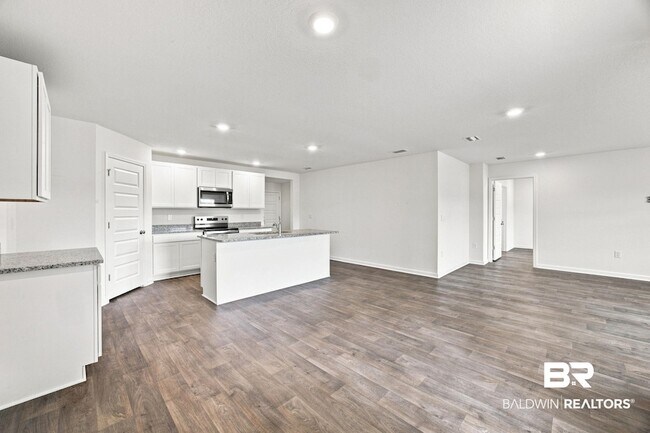 Building Photo - 14615 Dayton Cir