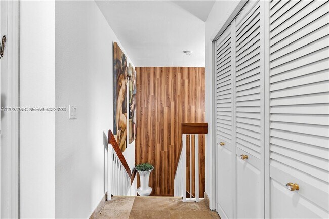 Building Photo - 8909 SW 108th St