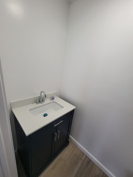 Building Photo - 33 Hamilton St