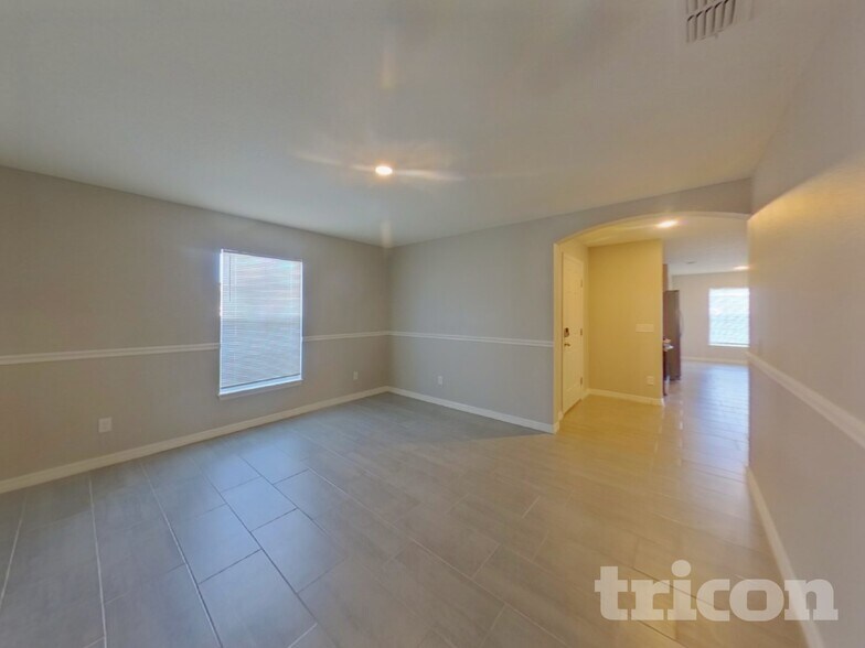 Building Photo - 396 Sierra Mike Blvd