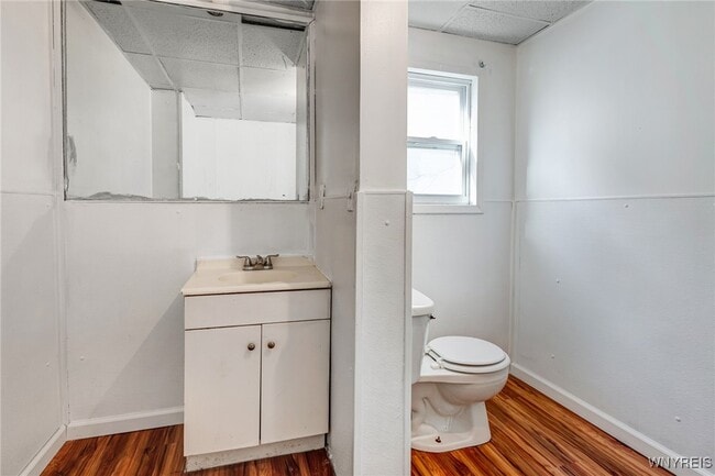 Building Photo - 20 Wood Ave