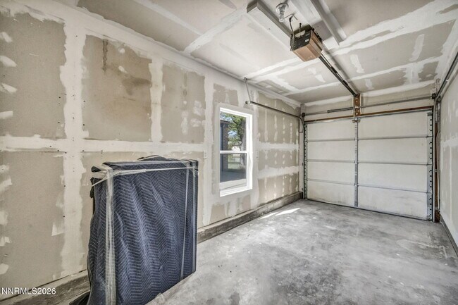 Building Photo - 1678 Ordway Ave