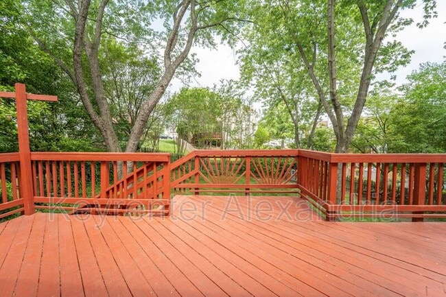 Building Photo - 13183 Oak Farm Dr