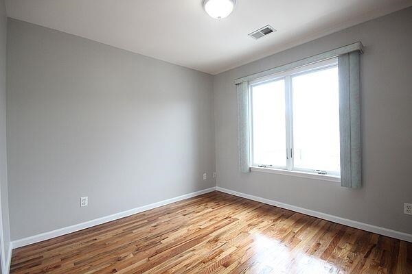 Building Photo - 247 Terrace Ave