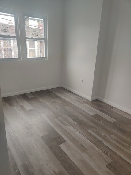 Building Photo - 2409 N 17th St