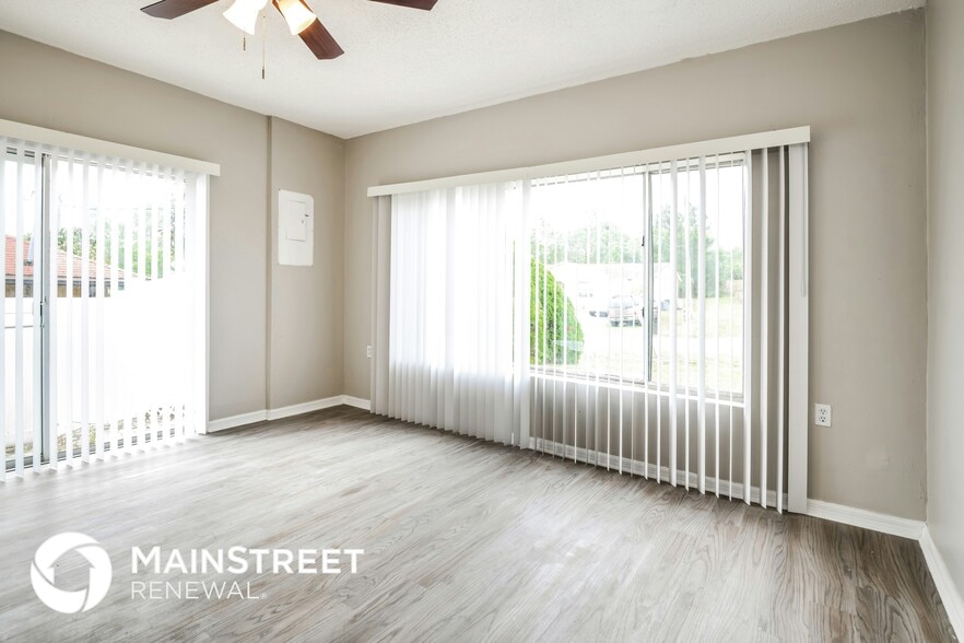 Building Photo - 13239 Asbury St