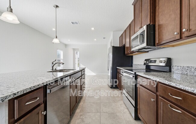 Building Photo - 11351 Streamsong Dr