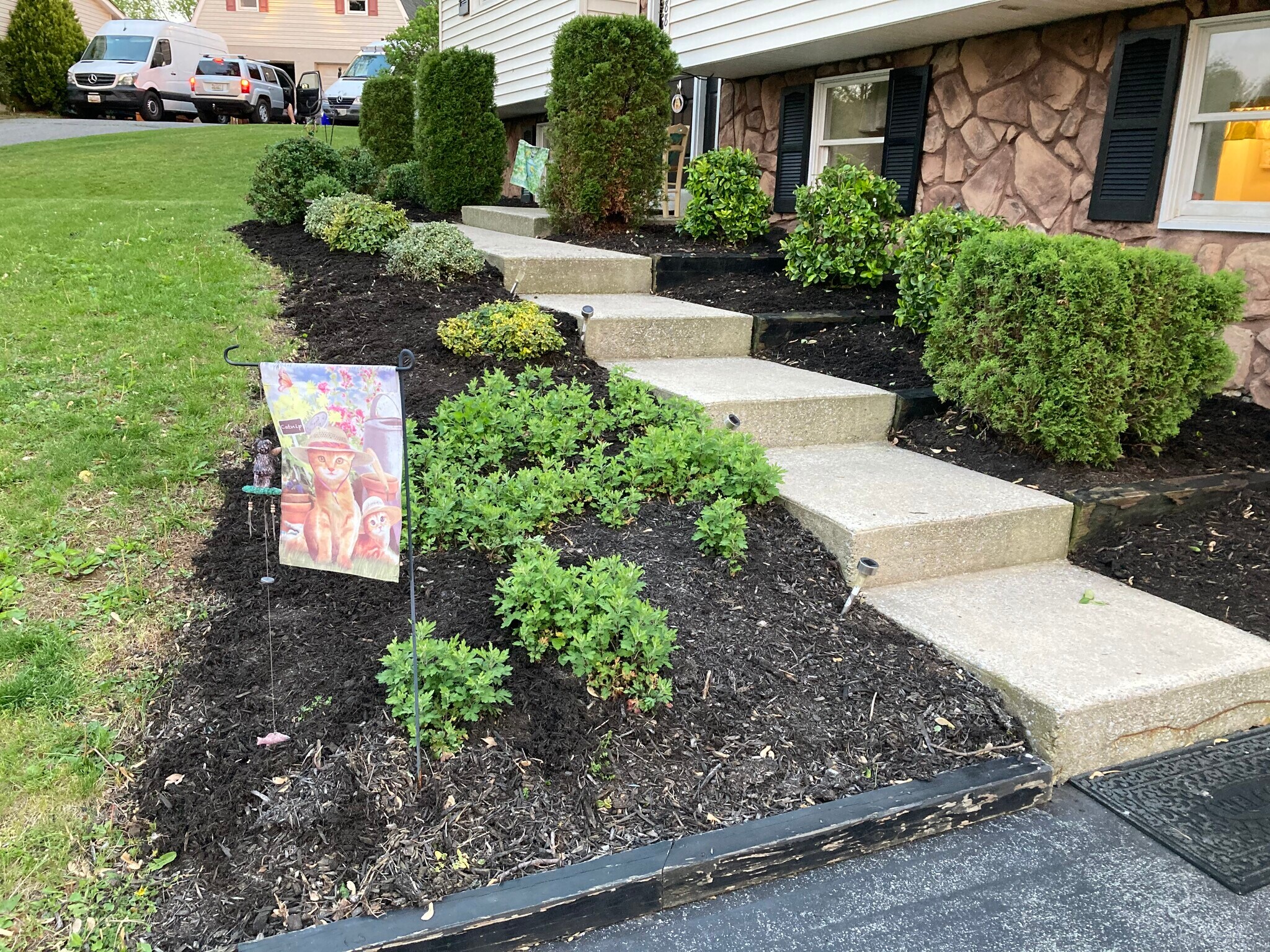 Newly landscaped beds leading to front door - 7288 Beechtree Ln