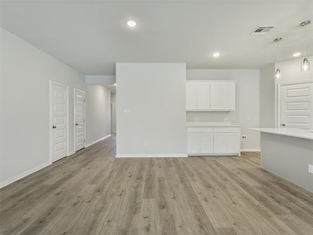 Building Photo - 1809 St James Pl Ln