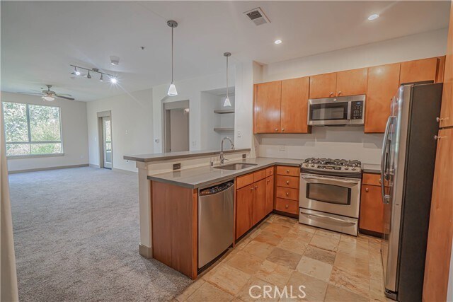 Building Photo - 24595 Town Center Dr