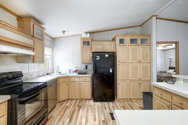 Building Photo - 7807 Williamson Creek Drive