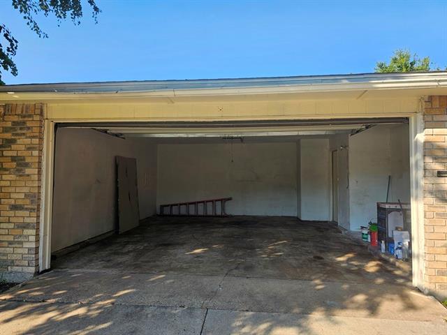 Building Photo - 4029 Longstraw Dr