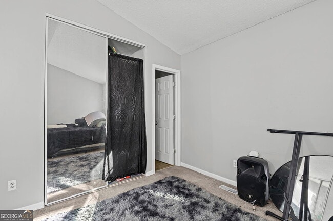 Building Photo - 5626 Pine Gate Dr