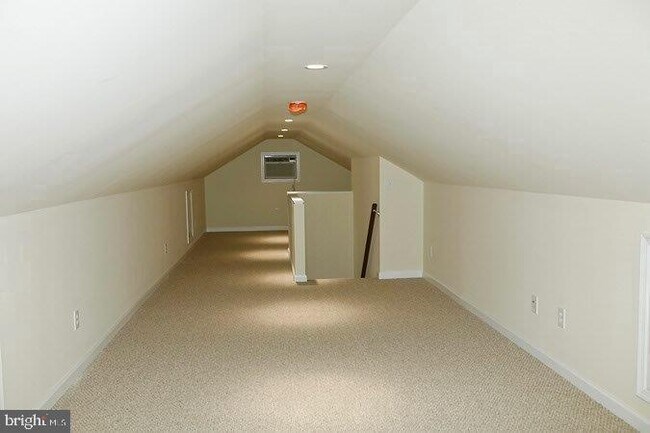 Building Photo - 3528 Military Rd