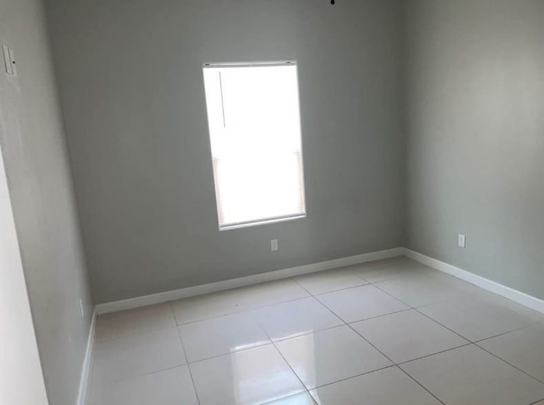 Building Photo - 201 W Rutherford Ave