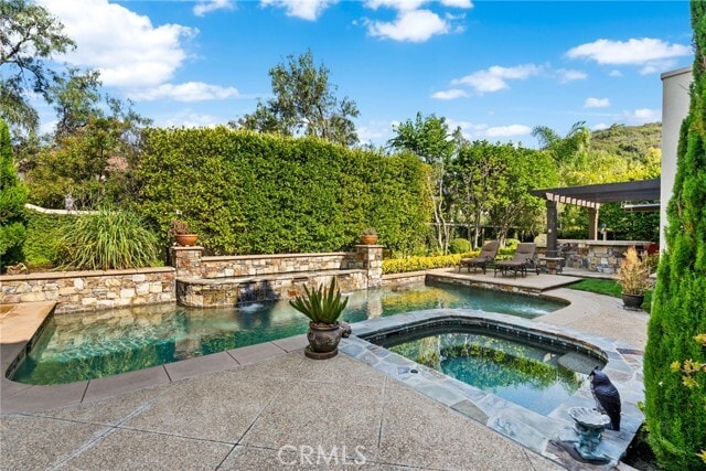 Building Photo - 15 Calle Angelitos