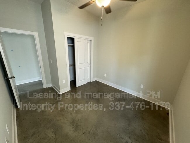 Building Photo - 106 Satsuma Dr