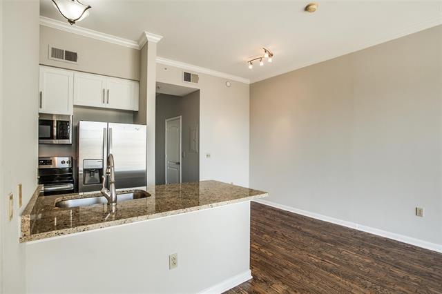 Building Photo - 3225 Turtle Creek Blvd Blvd