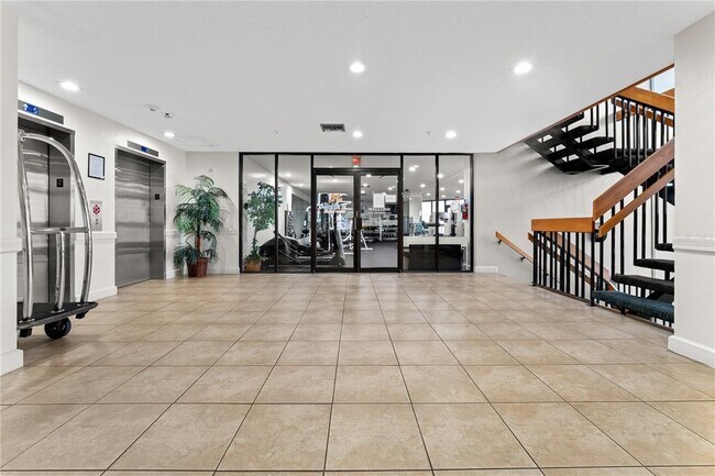 Building Photo - 6287 Bahia Del Mar Cir N