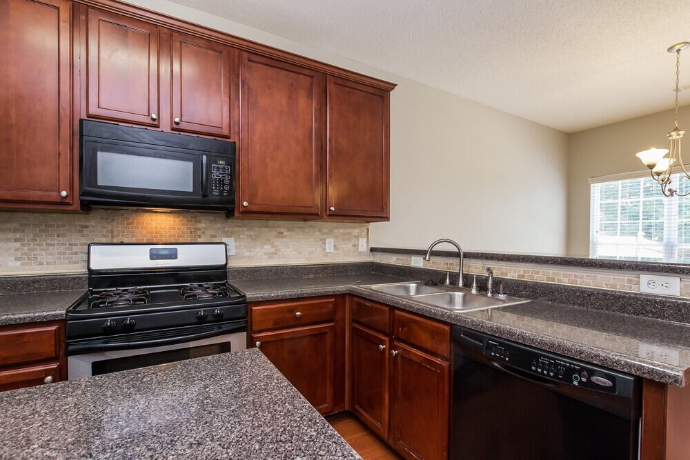 Building Photo - 150 Preserve Dr