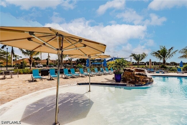 Building Photo - 10345 Heritage Bay Blvd