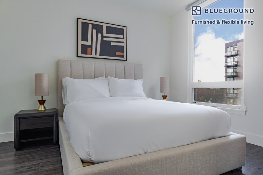 Building Photo - 19888 40th Ave W