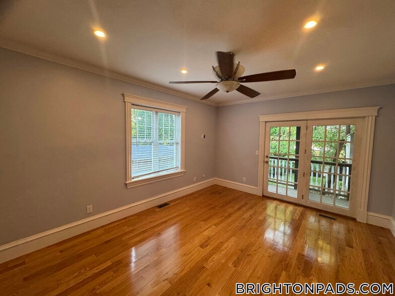 Building Photo - 127 Nonantum St