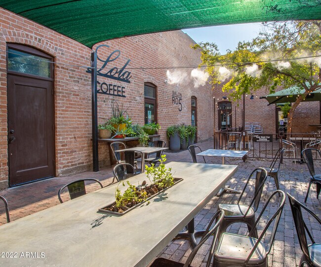 Building Photo - 805 4th Ave