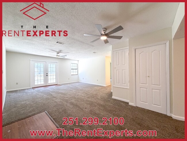 Building Photo - 4456 Eastview Dr