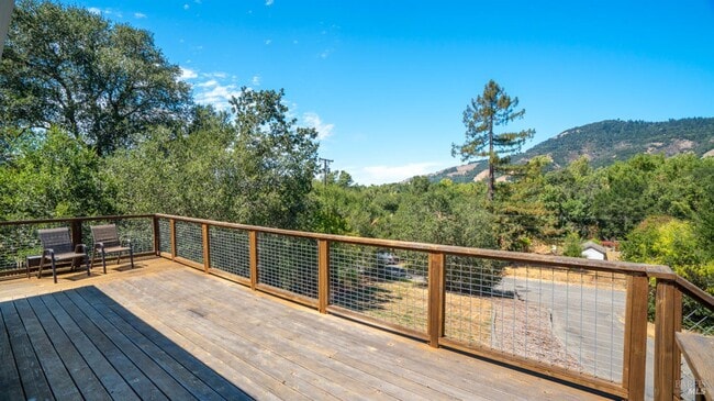 Building Photo - 6131 Batesole Dr