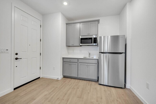 Building Photo - 4416 Arctic Tern Wy