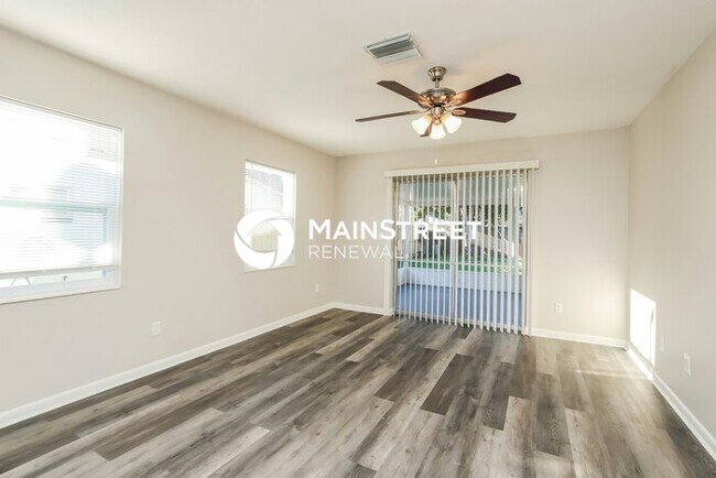 Building Photo - 4 Bedroom Pet-Friendly Home in MELBOURNE, ...